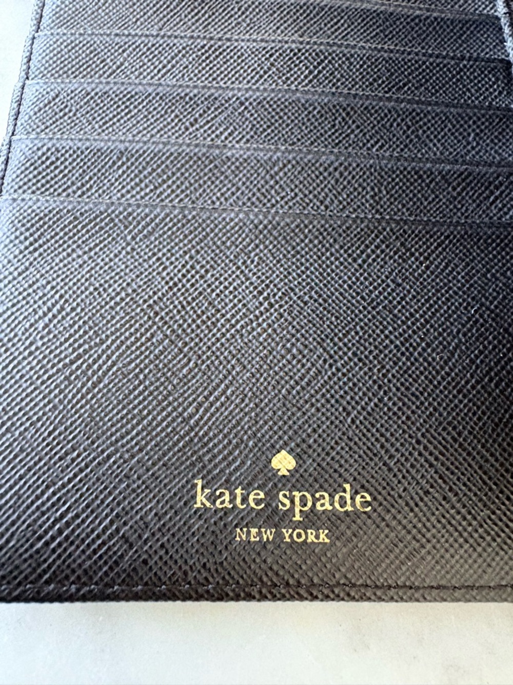 Kate Spade Clifton Lane Penguin Passport Cover - Picture 6 of 8